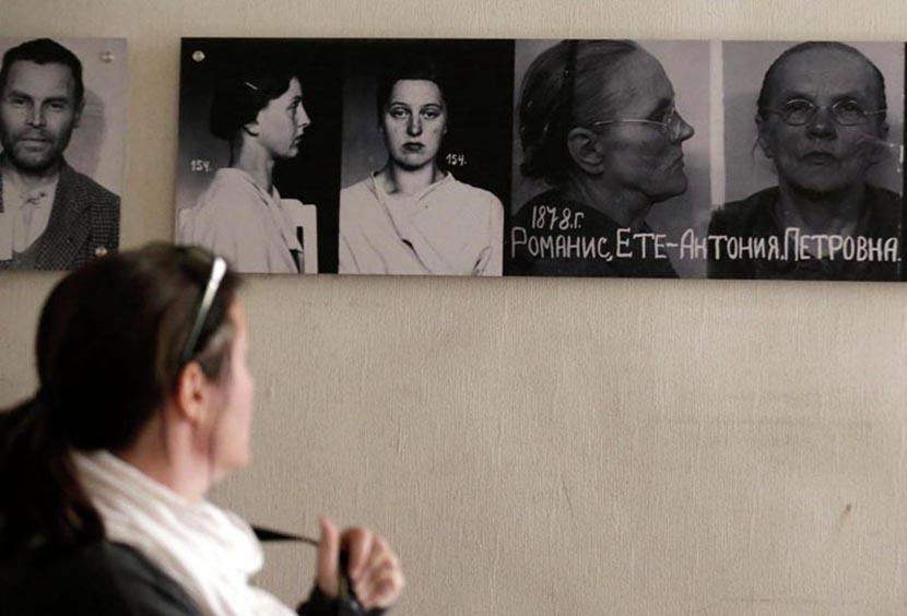 Посетители музея смогут ознакомиться со знаменитой картотекой КГБ и фотографии политзаключенных. 