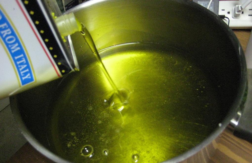 Чистое оливковое масло
