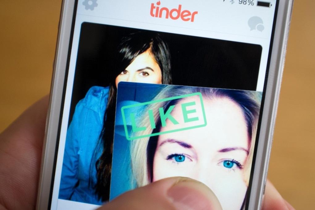 У 42% использующих приложение знакомств Tinder уже есть партнер