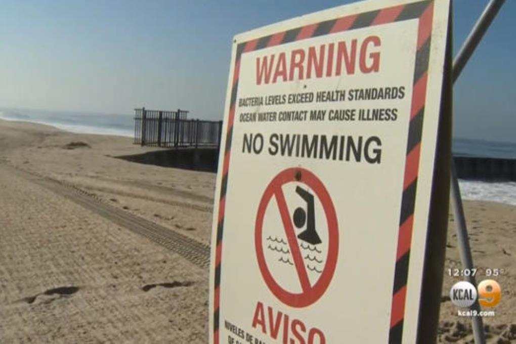 Из-за вымытых на берег шприцов и презервативов закрыли пляжи Лос-Анджелеса