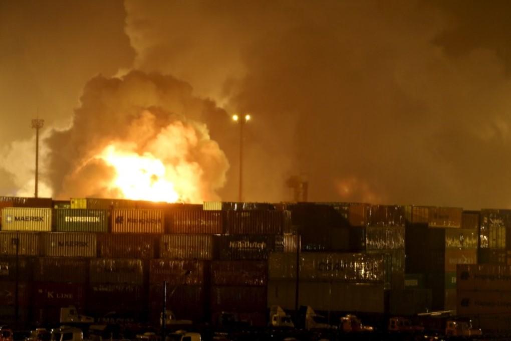 Пожар заблокировал доступ к главному порту Бразилии